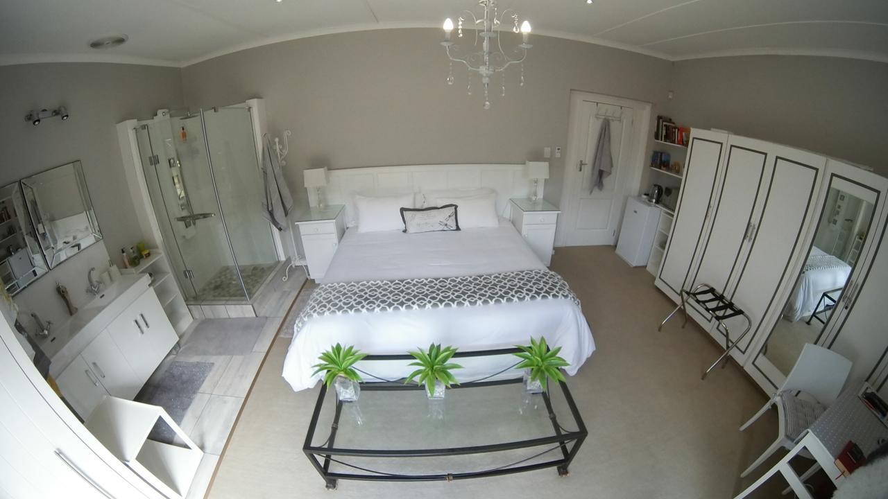 Gate 66 Bed and Breakfast Somerset East Esterno foto