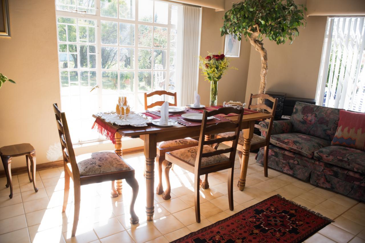 Gate 66 Bed and Breakfast Somerset East Esterno foto