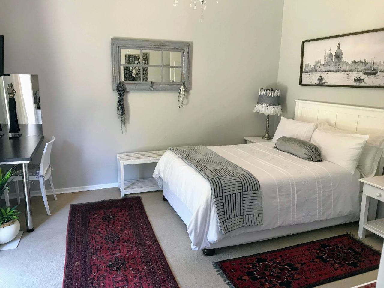 Gate 66 Bed and Breakfast Somerset East Esterno foto